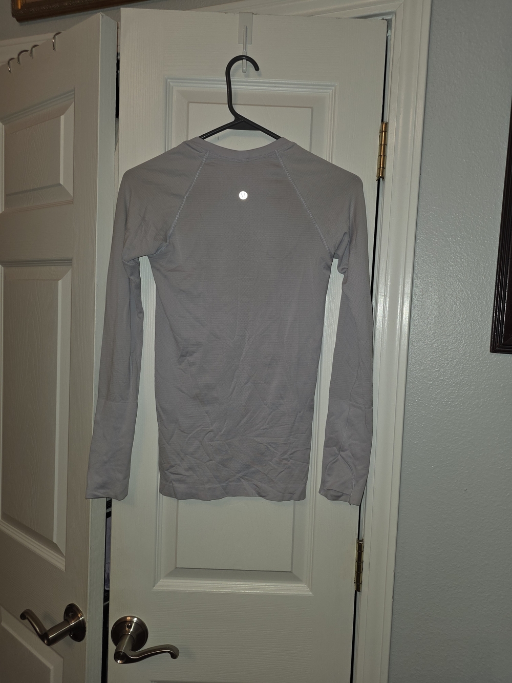 lululemon athletica Light Gray Long-Sleeve Performance Tee